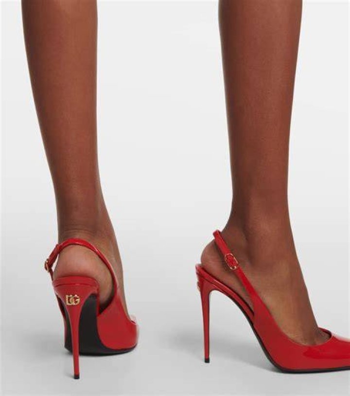 Buckle-Detailed Patent Leather Slingback Pumps Buckle-Detailed Patent Leather Slingback Pumps
