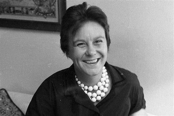 Harper Lee, fl anked by C-SPAN founder Brian Lamb and Ellen Johnson Sirleaf, the president of Liberia, recipients of the Presidential Medal of Freedom, November 5, 2007