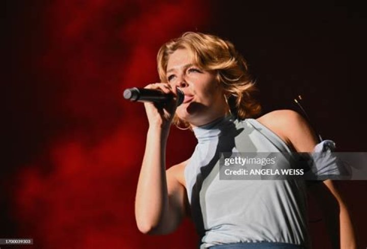 maggie rogers performs onstage during the unicef gala at cipriani wall st on november 28, 2023 in new york city