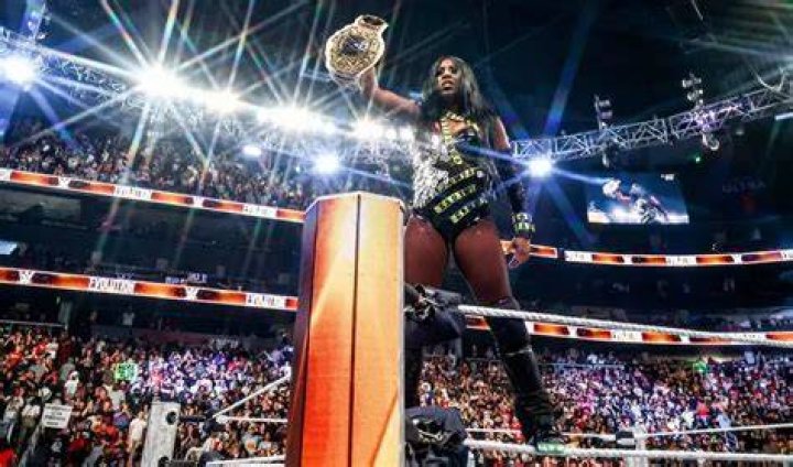 Naomi WWE