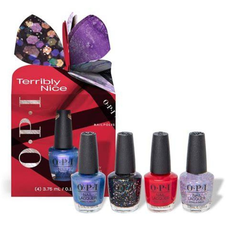 OPI Terribly Nice Nail Polish Advent Calendar 25 x 3.75ml OPI Terribly Nice Nail Polish Advent Calendar 25 x 3.75ml