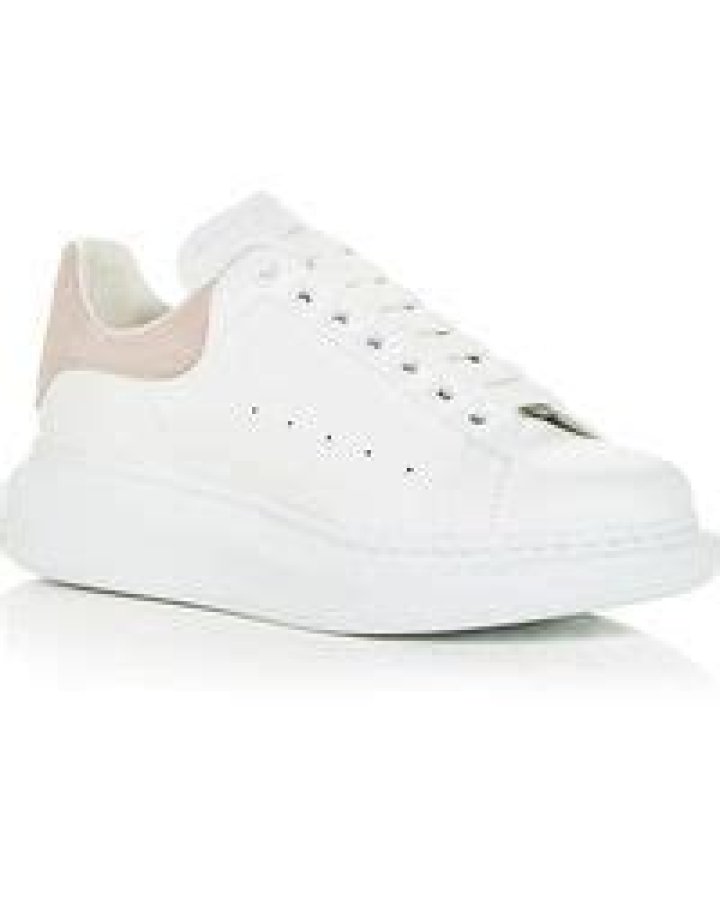 Oversized Suede Heel Detail Sneakers