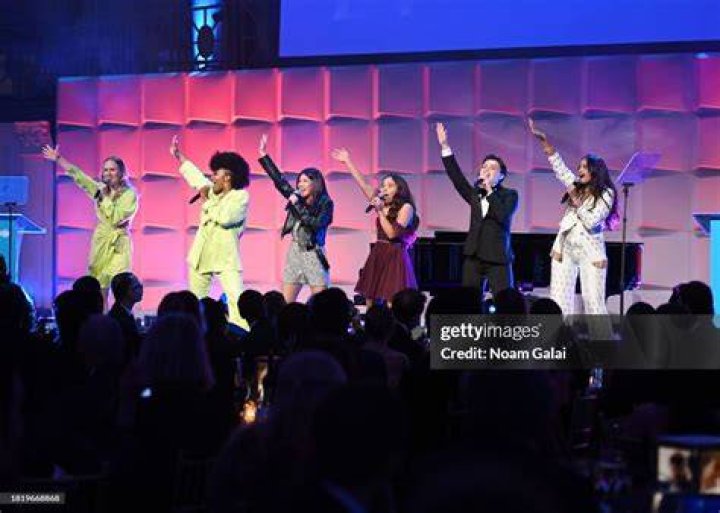 stephanie torns, nasia thomas, arwen monzon sanders, emiko dunn, wren rivera, and shoba narayan performing on stage at the unicef gala in new york city