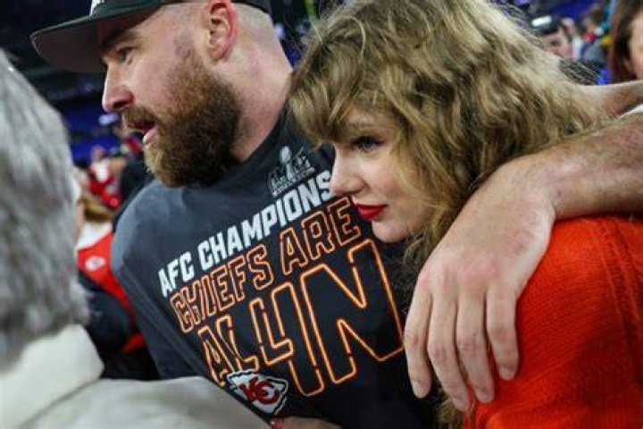 taylor swift and travis kelce in new york city on october 15, 2023
