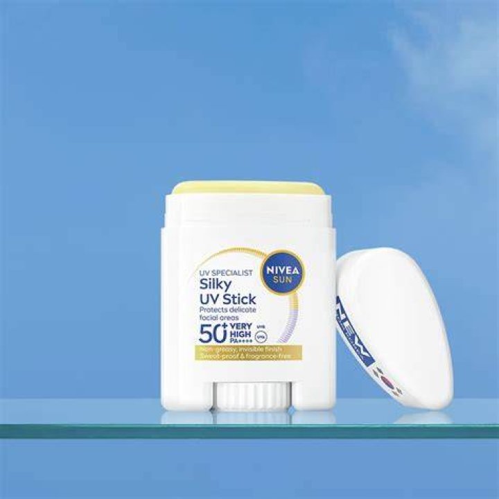 UV Stick Broad-Spectrum SPF50+ UV Stick Broad-Spectrum SPF50+